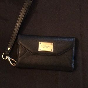 Mk wristlet